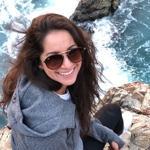 Meet your Posher, Anna